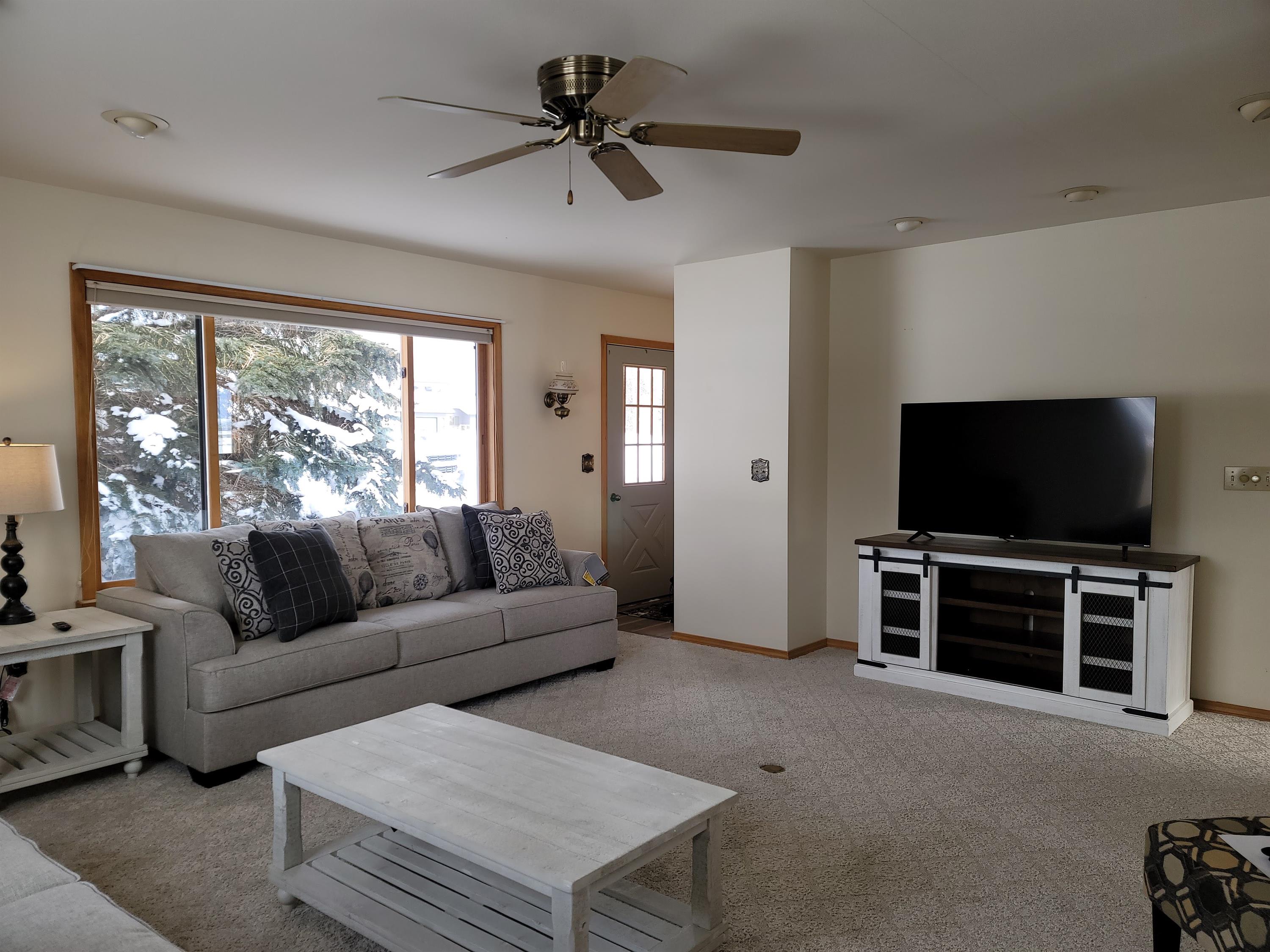 600 Ponderosa Drive – photo 4