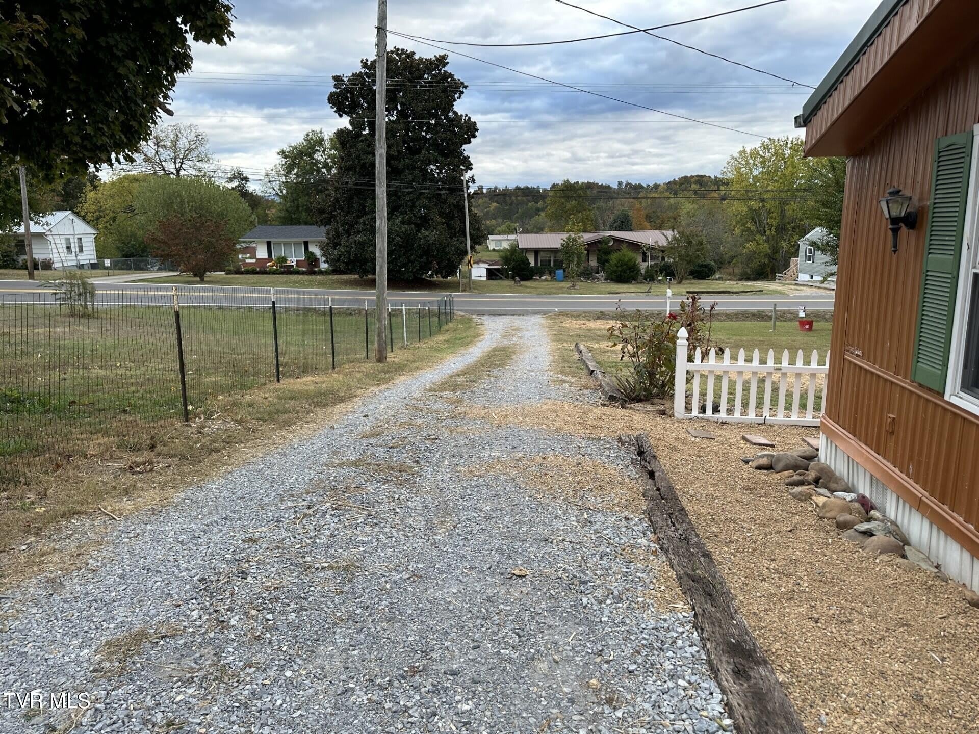 4280 Newport Highway – photo 3