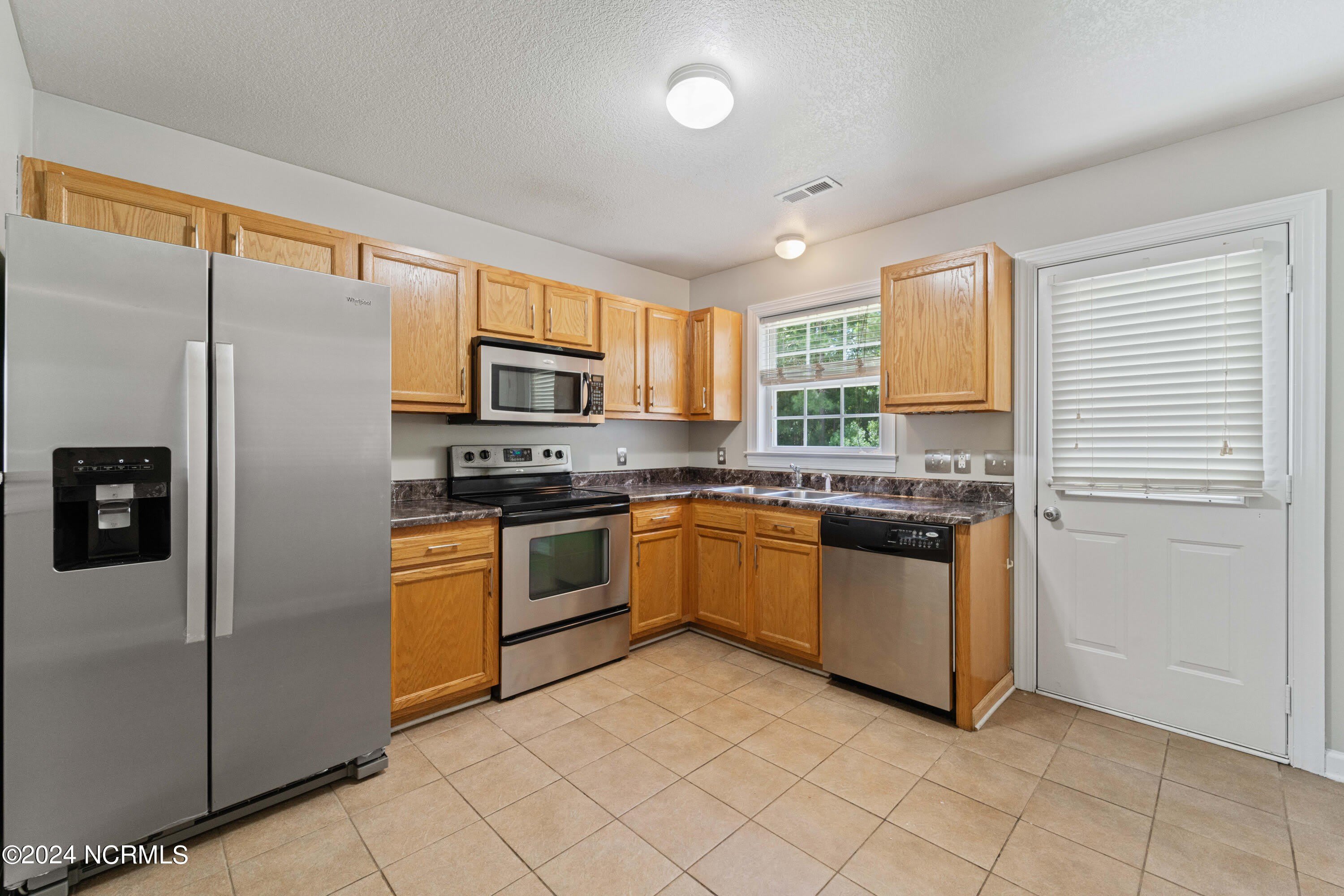 206 Streamwood Drive – photo 5