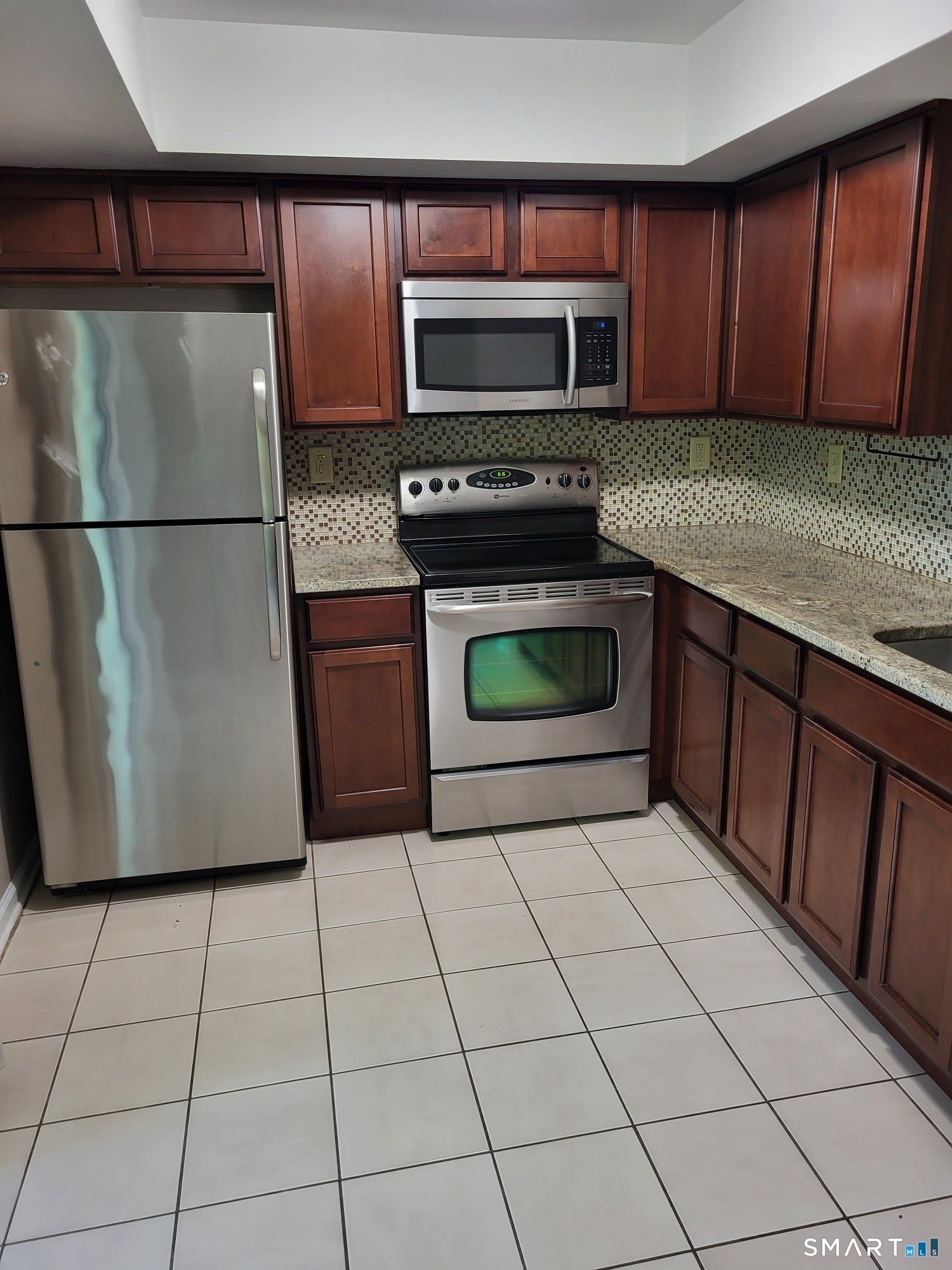 4 Manorwood Drive – photo 3