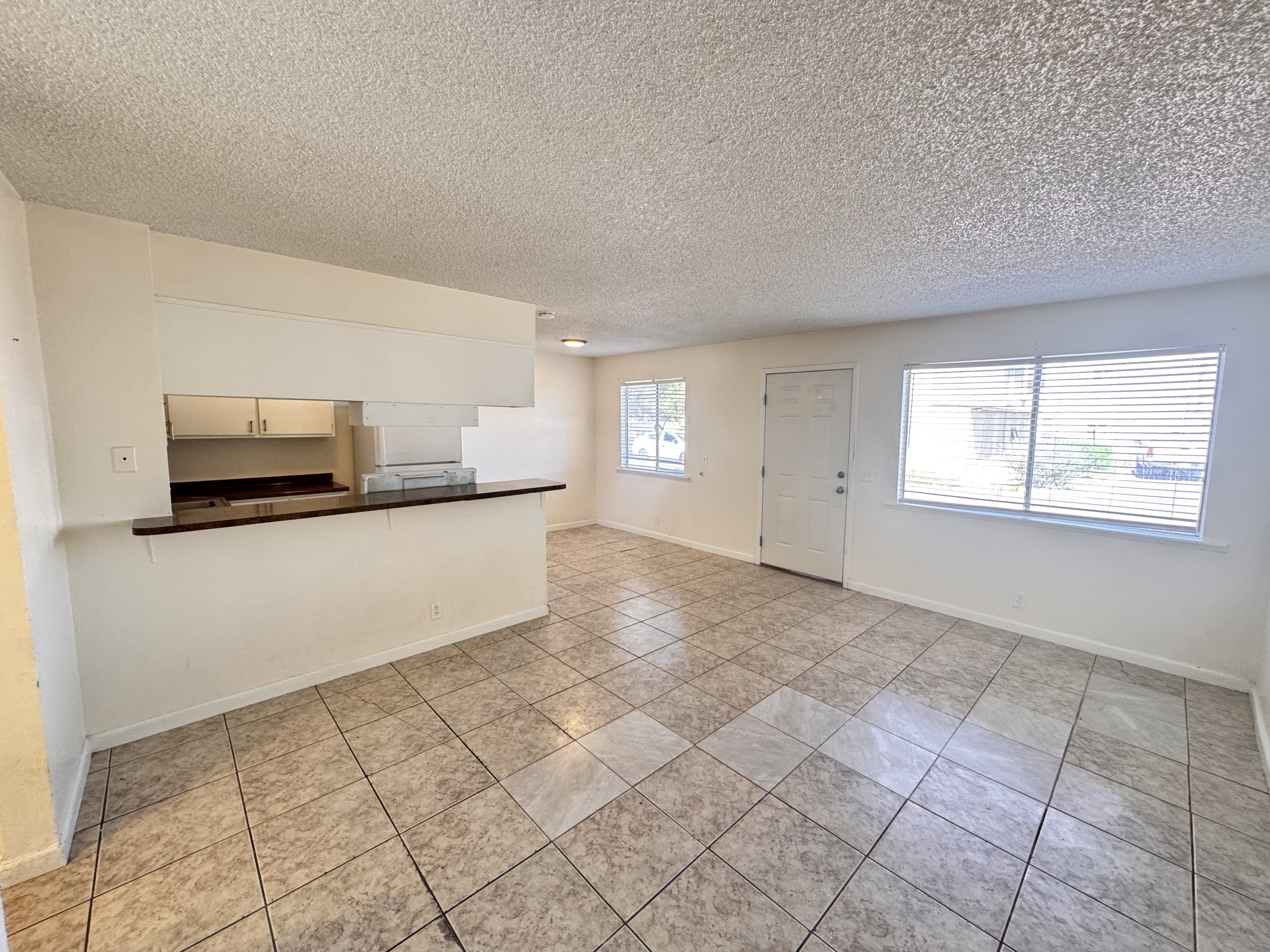3356 Sylvia St Apt 1 – photo 4