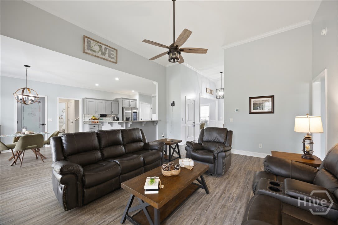 440 Rivercrest Drive – photo 4