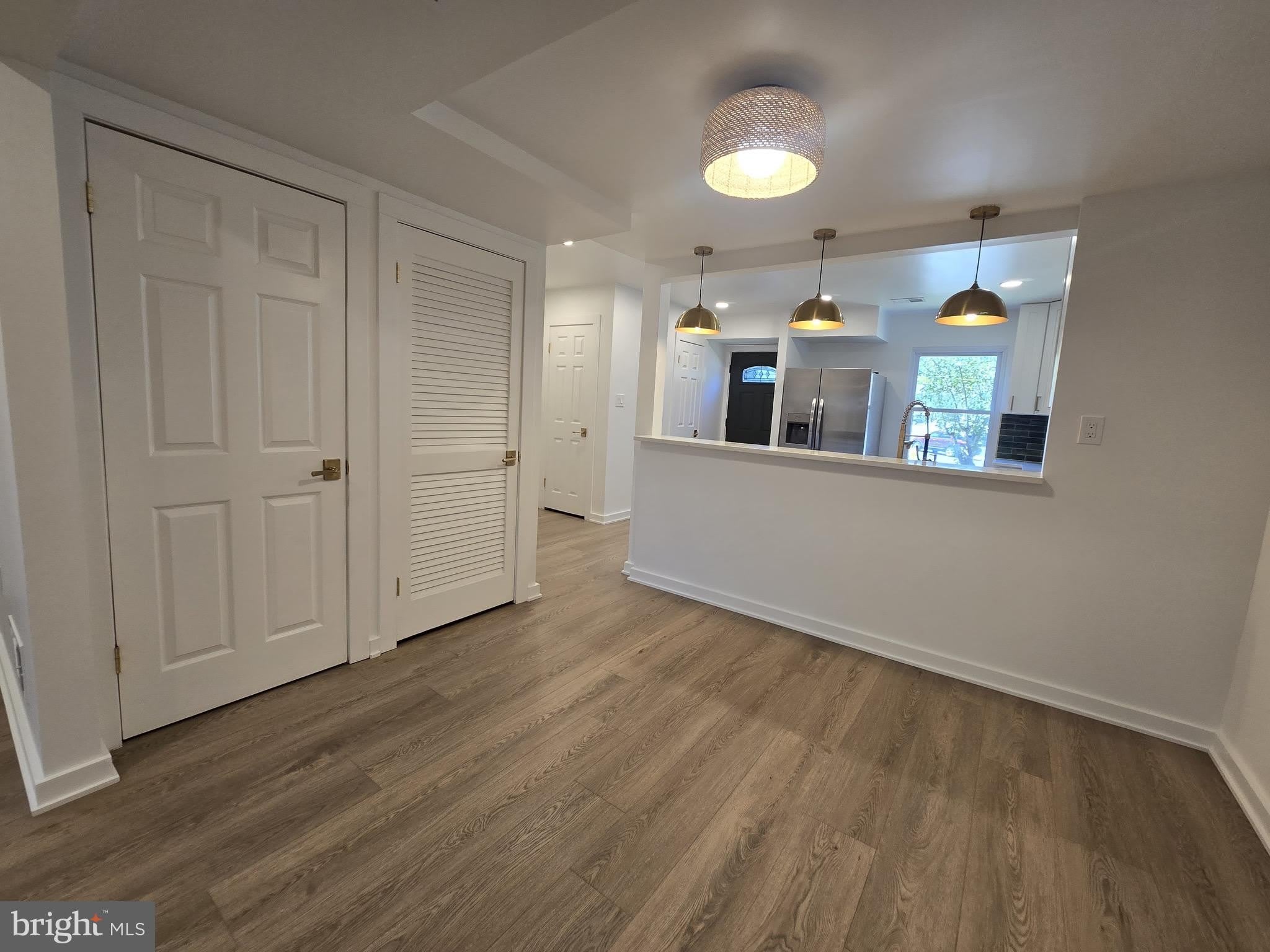 8760 STONERIDGE Drive – photo 5