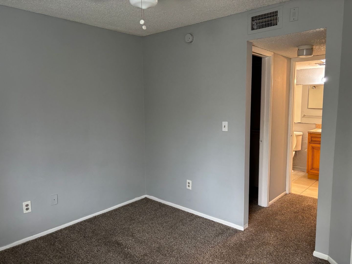1/1 Condo available on Plaza. Close to Mall at Millenia, Orlando – photo 5
