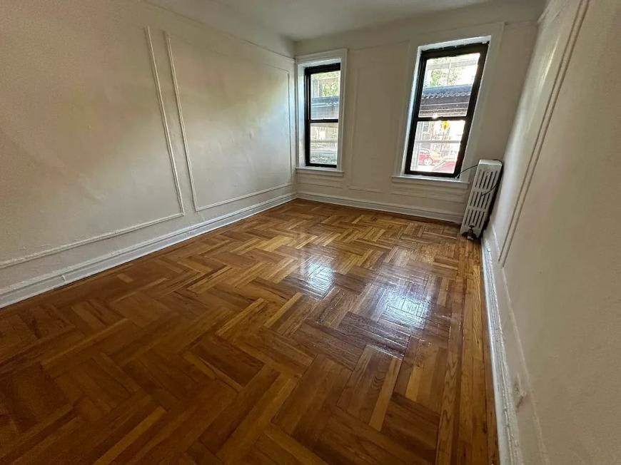 2090 Grand Concourse – photo 3