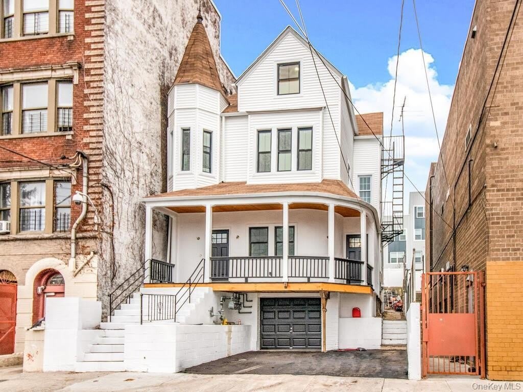 154 Woodworth Avenue – photo 1
