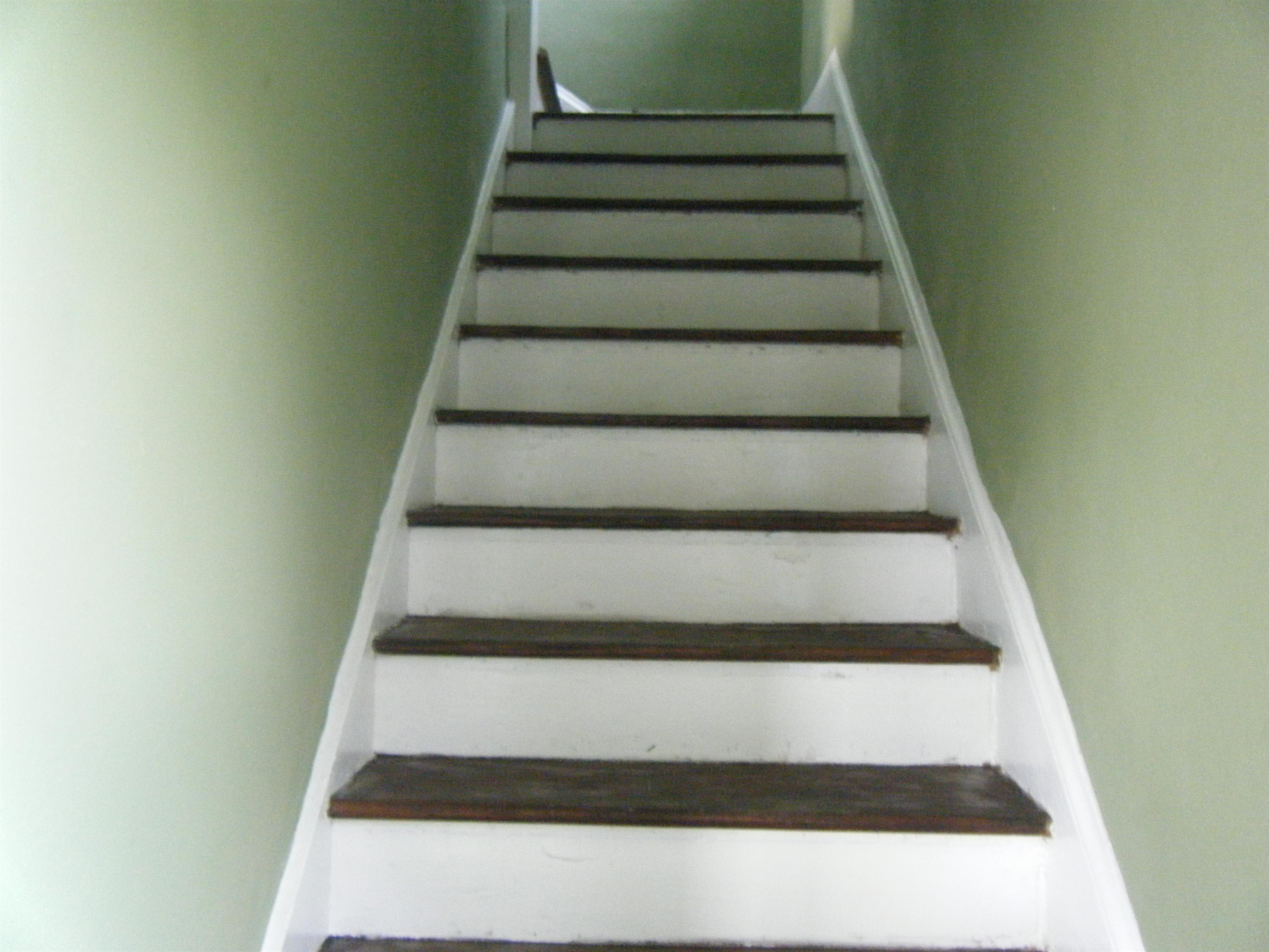 471-A Darlington St – photo 3
