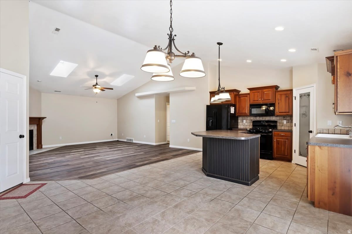 232 BRYCE Dr – photo 4