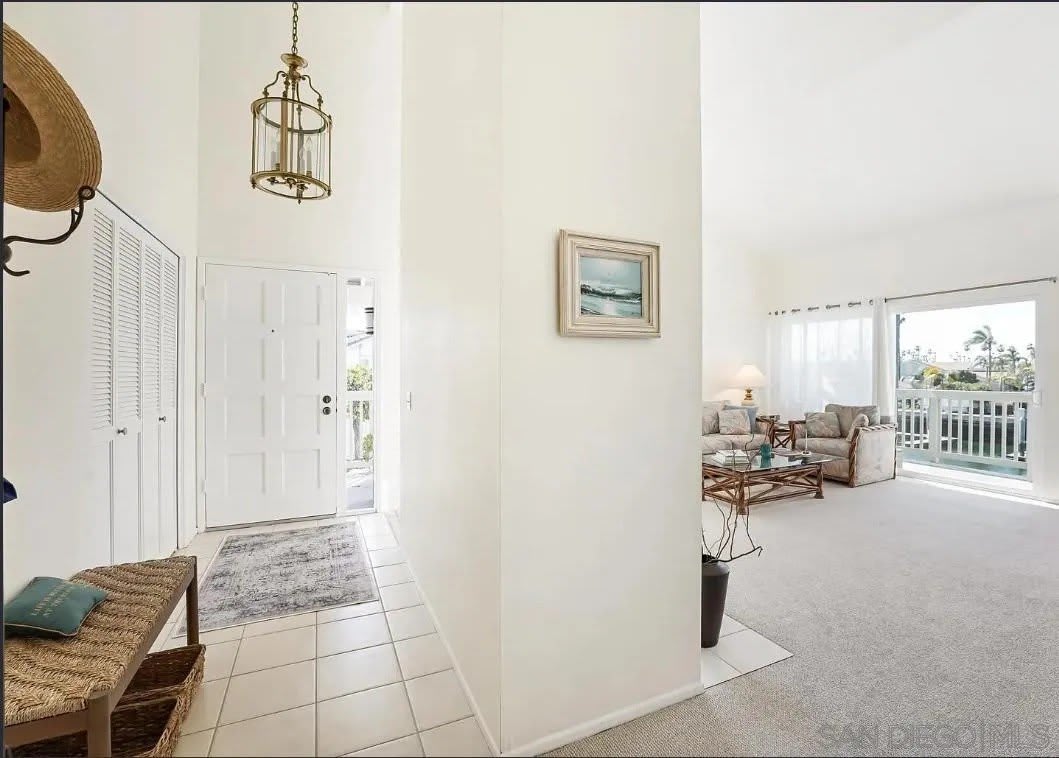 66 W KINGSTON CT – photo 3