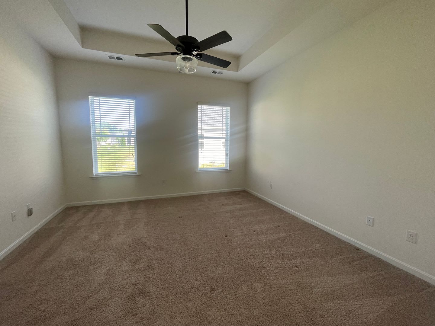 Two Story home in Windstone – photo 5