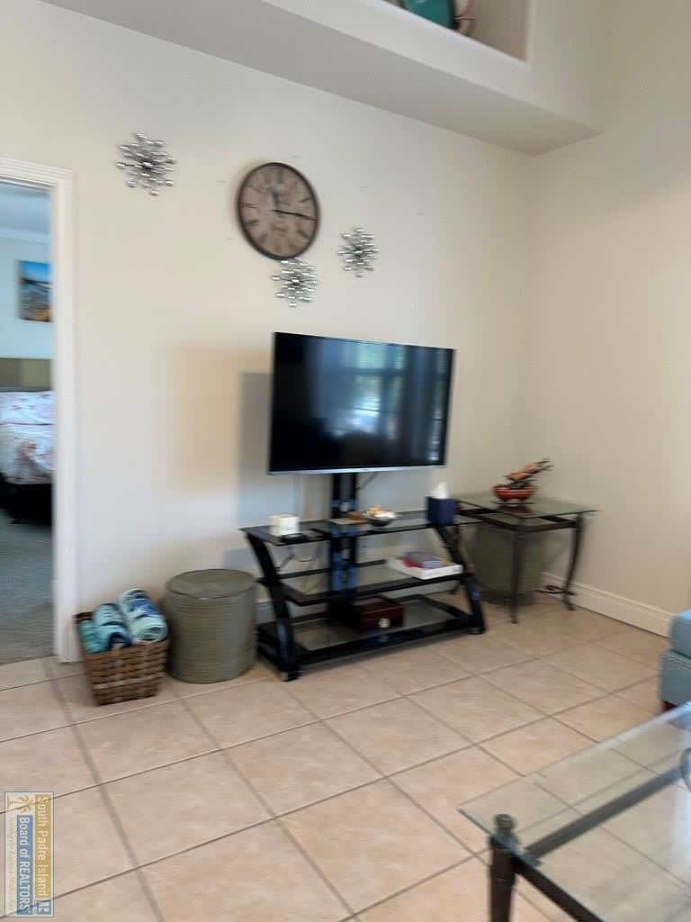 111 E Polaris Dr. – photo 5