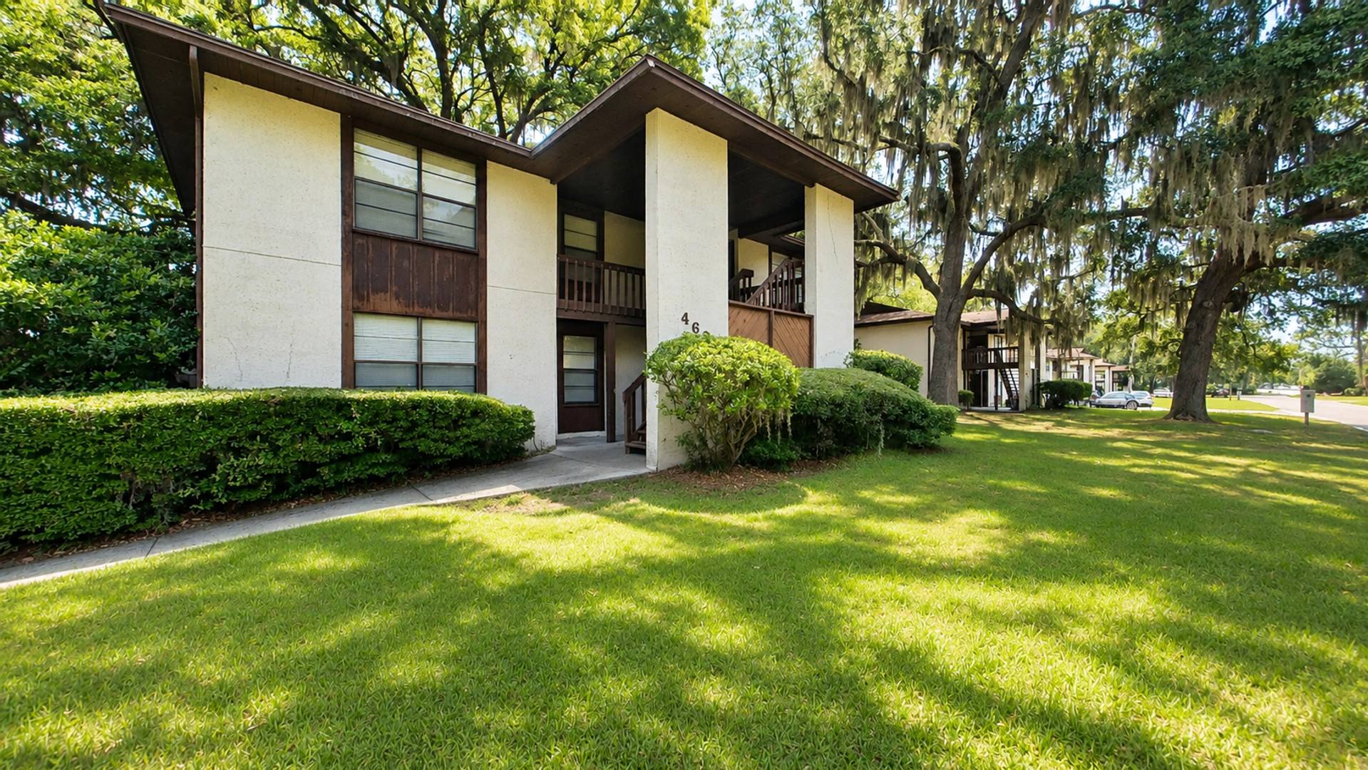Desirable 2 Beds 1 5 Bath Unit In Orange Park – photo 1