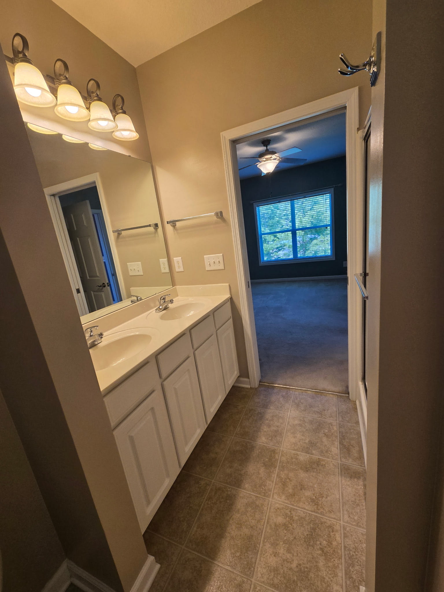 4104 Pinehurst Circle – photo 2