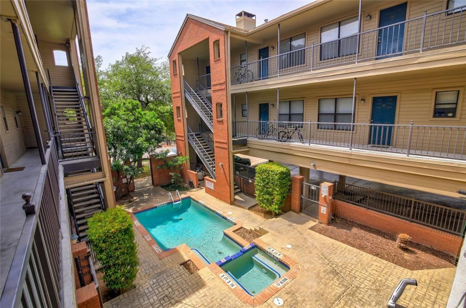 Windtree Condominium – photo 3