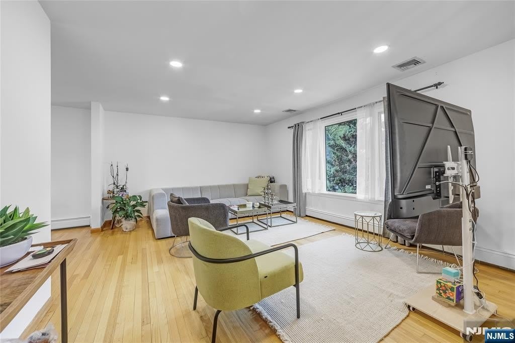 45 Lenox Avenue – photo 5