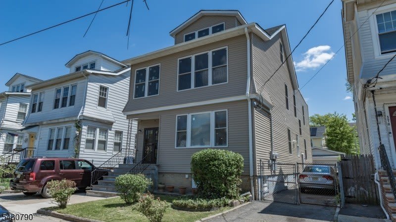 182 Ellery Ave – photo 2
