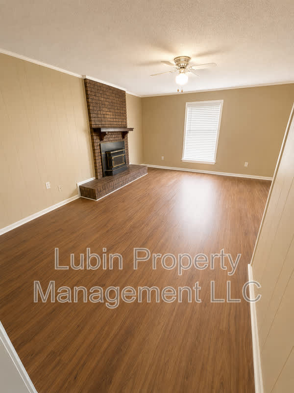 3258 Keystone Ave – photo 2