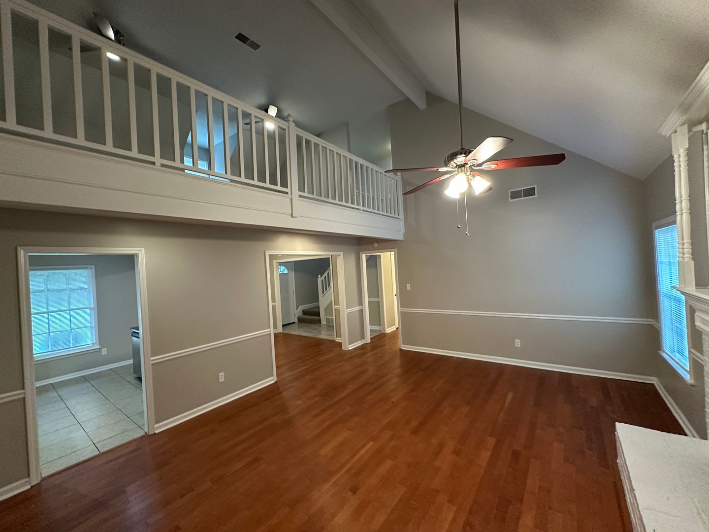 Spacious Home Freshly Painted and New Carpeted! Fully Fenced in Back Yard. – photo 5