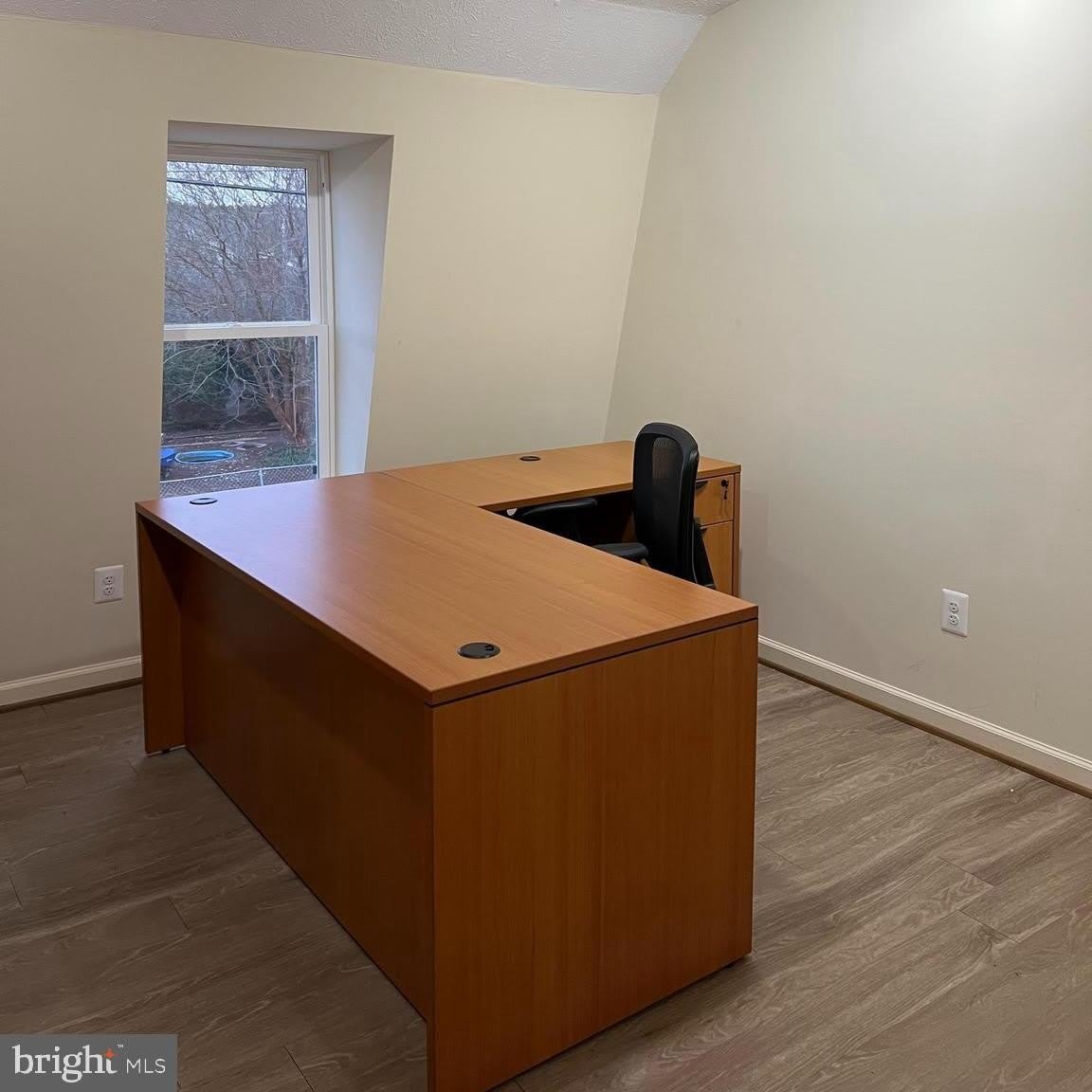 7252 Benedict Avenue – photo 4