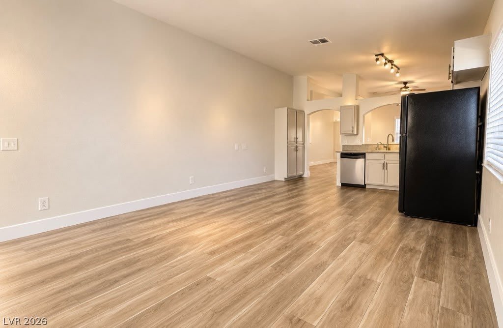 7032 Golden Desert Avenue – photo 3