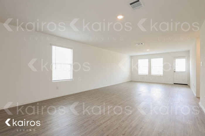 13827 Weir Place – photo 3