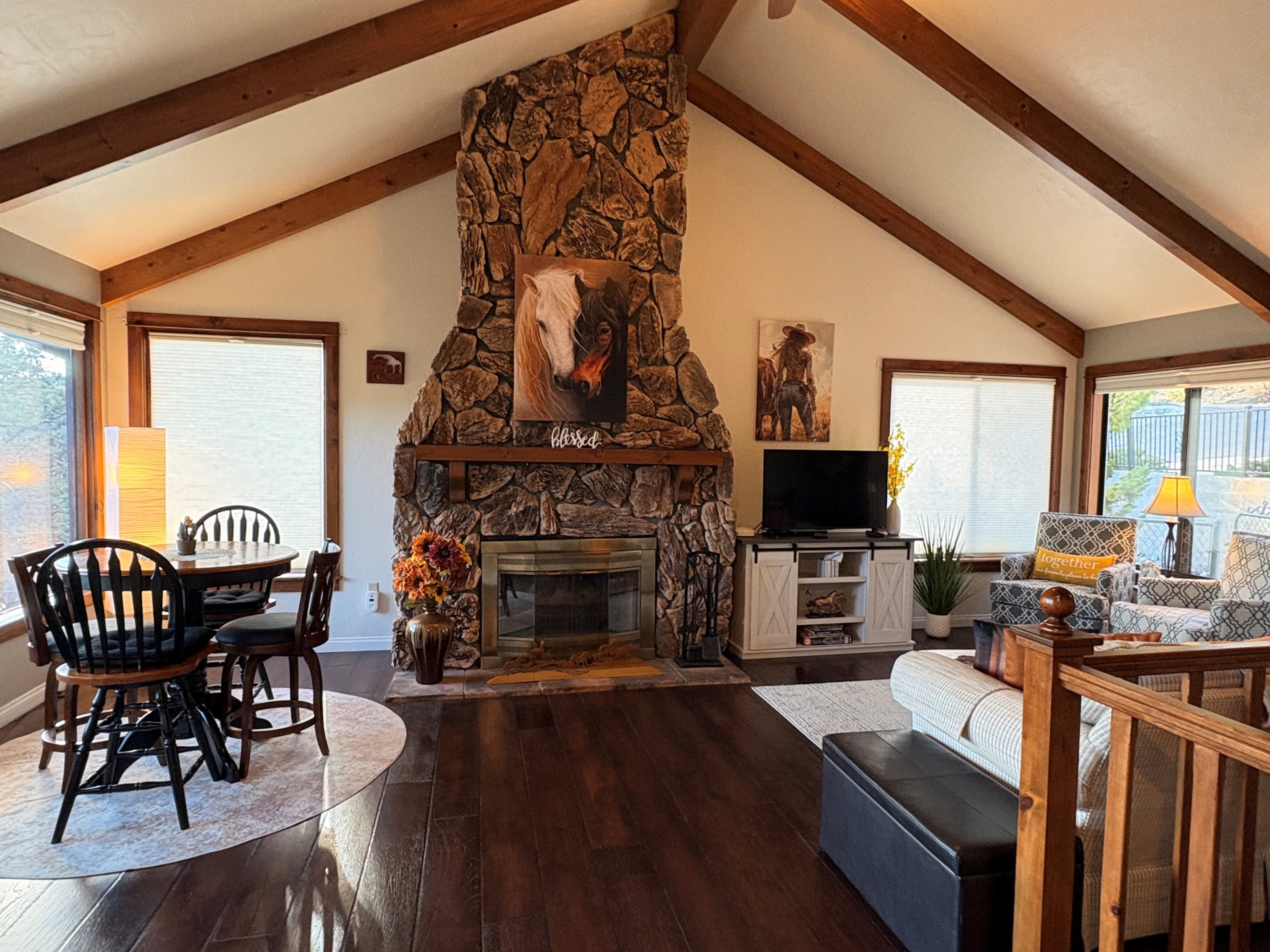 499 Karen Drive – photo 3