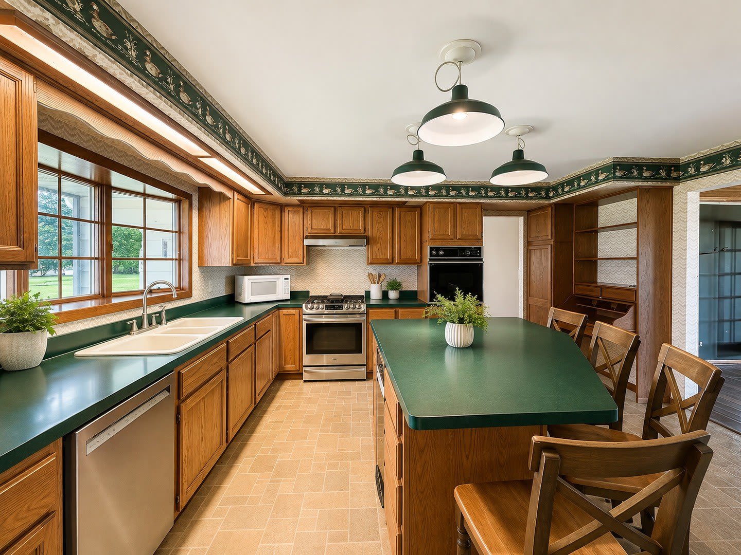 1150 E State Street – photo 4