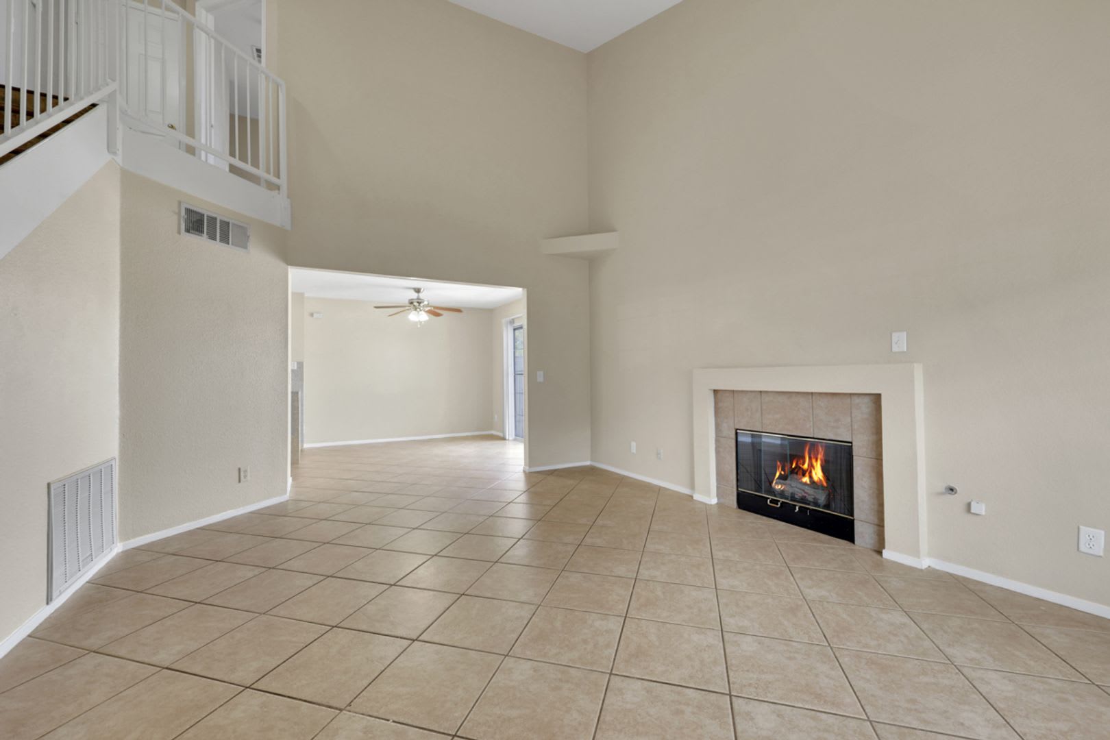 Bright And Spacious Two Story Home – photo 5