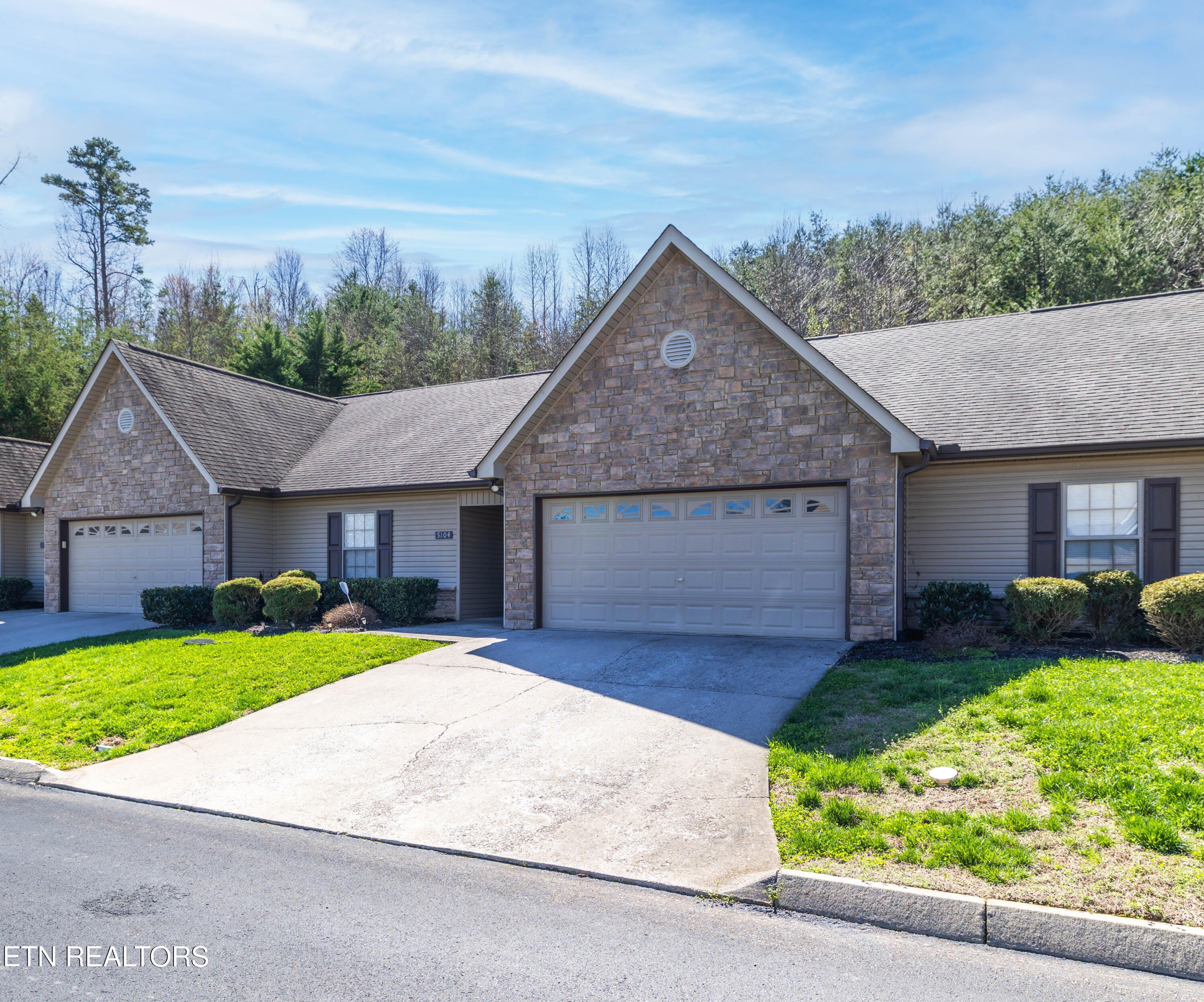 5104 Cates Bend Way – photo 2