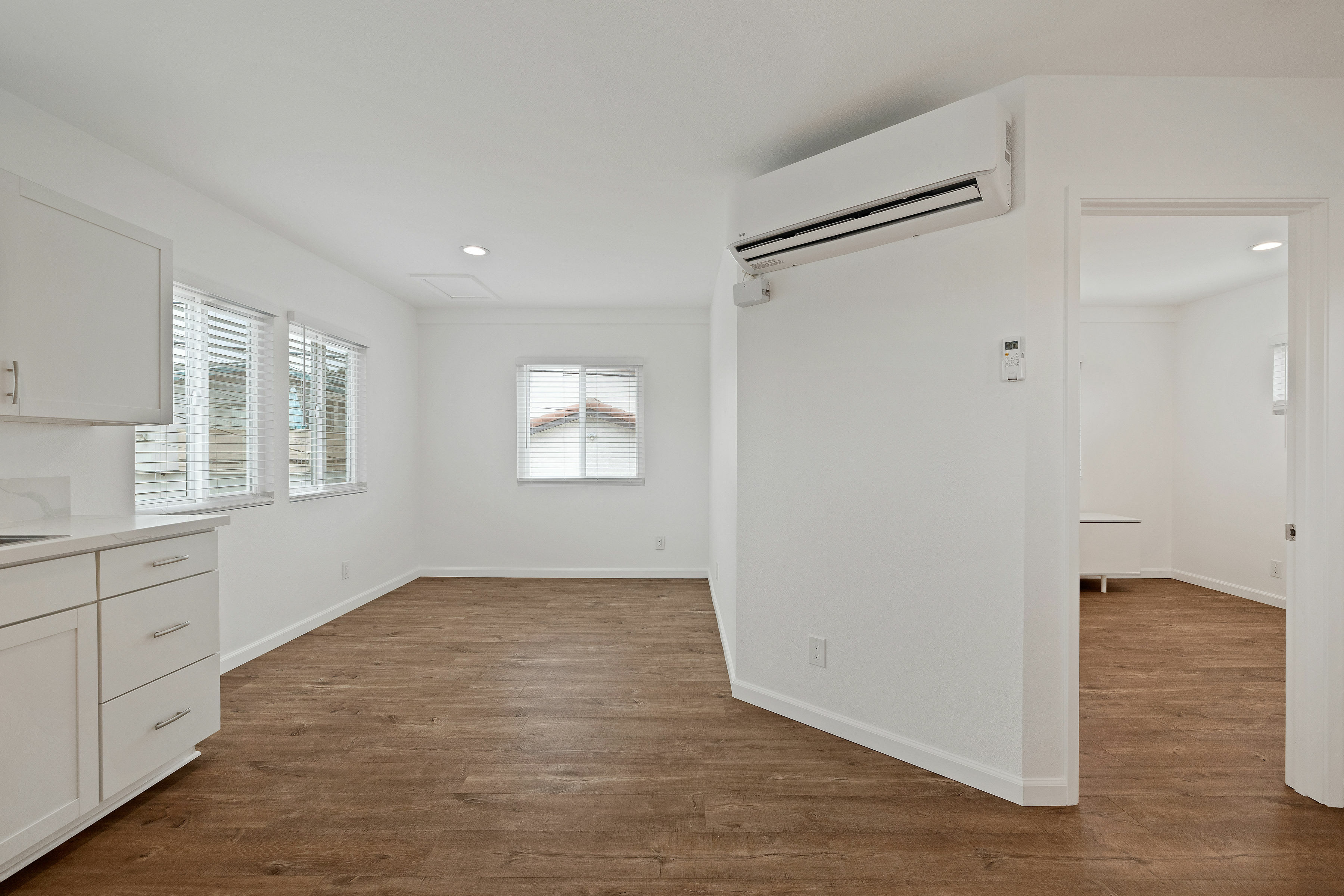 3773 168th Street – photo 2