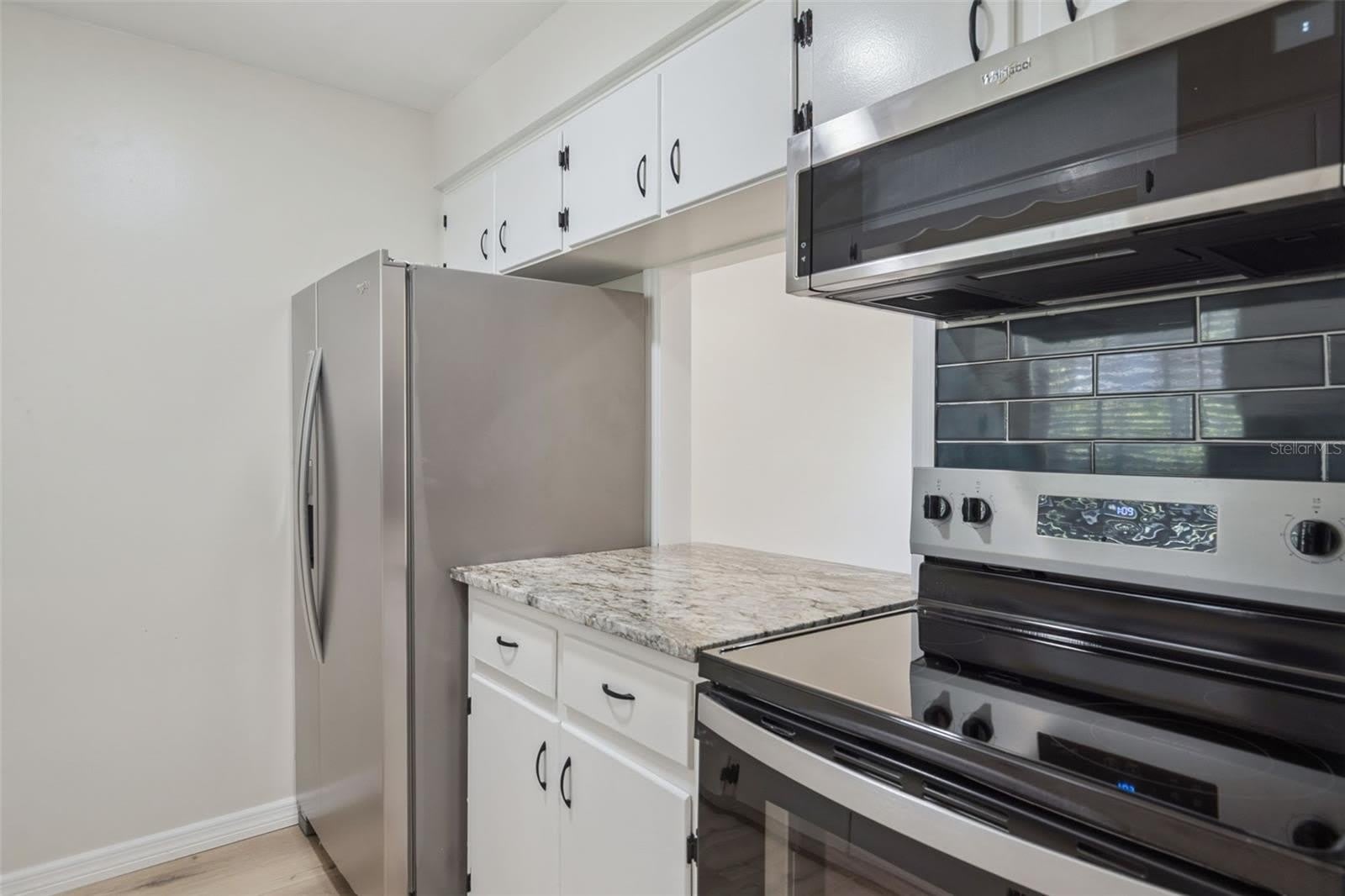 791 LAKE Avenue – photo 4
