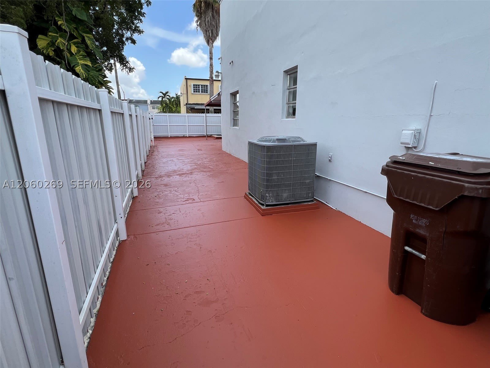 1820 W 72nd Pl – photo 5