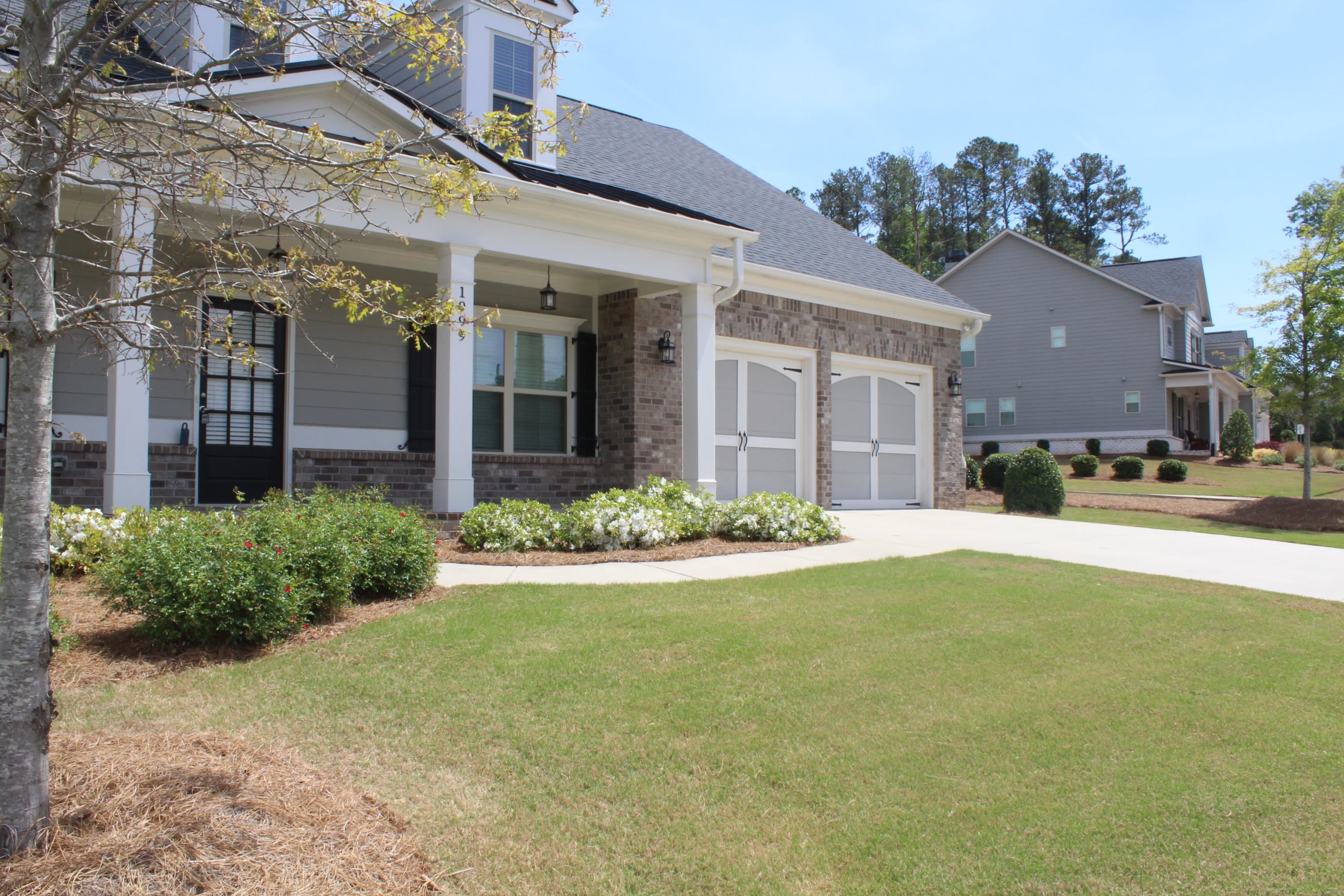 1999 Gladys Court – photo 2