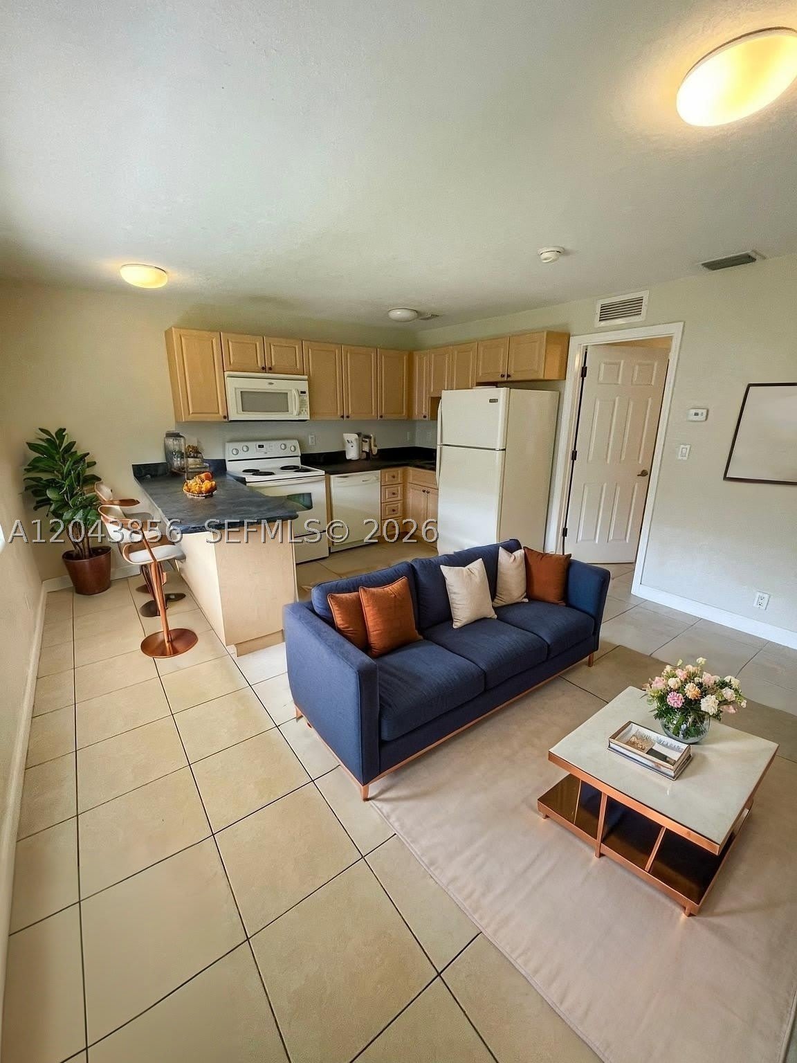 1309 NE 16th Ter – photo 5
