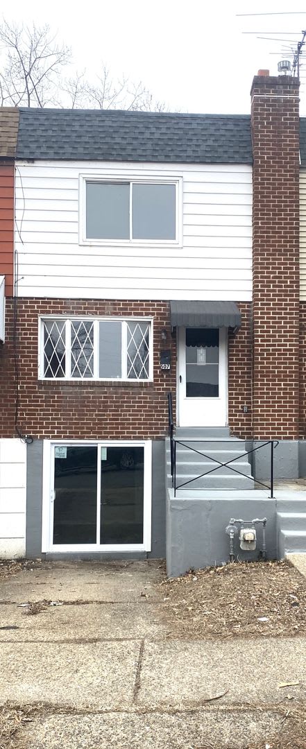 House for Rent in Chester – photo 1