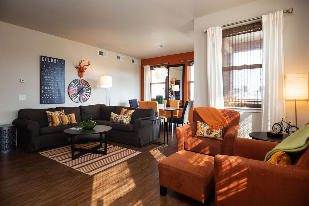 220 Willow 202 – photo 1