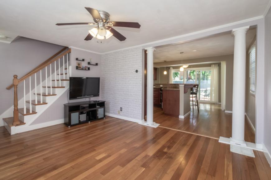 32 Hamilton Rd. – photo 3