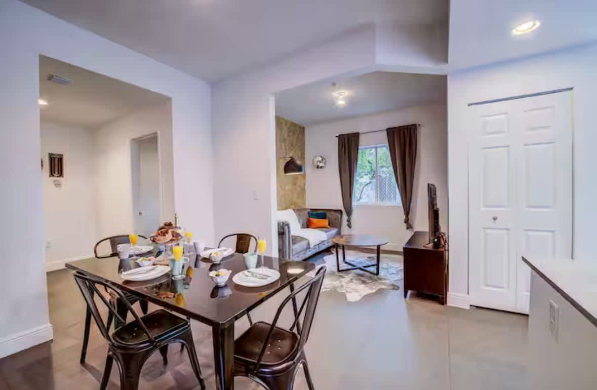 346 Northwest 35th Street – photo 3