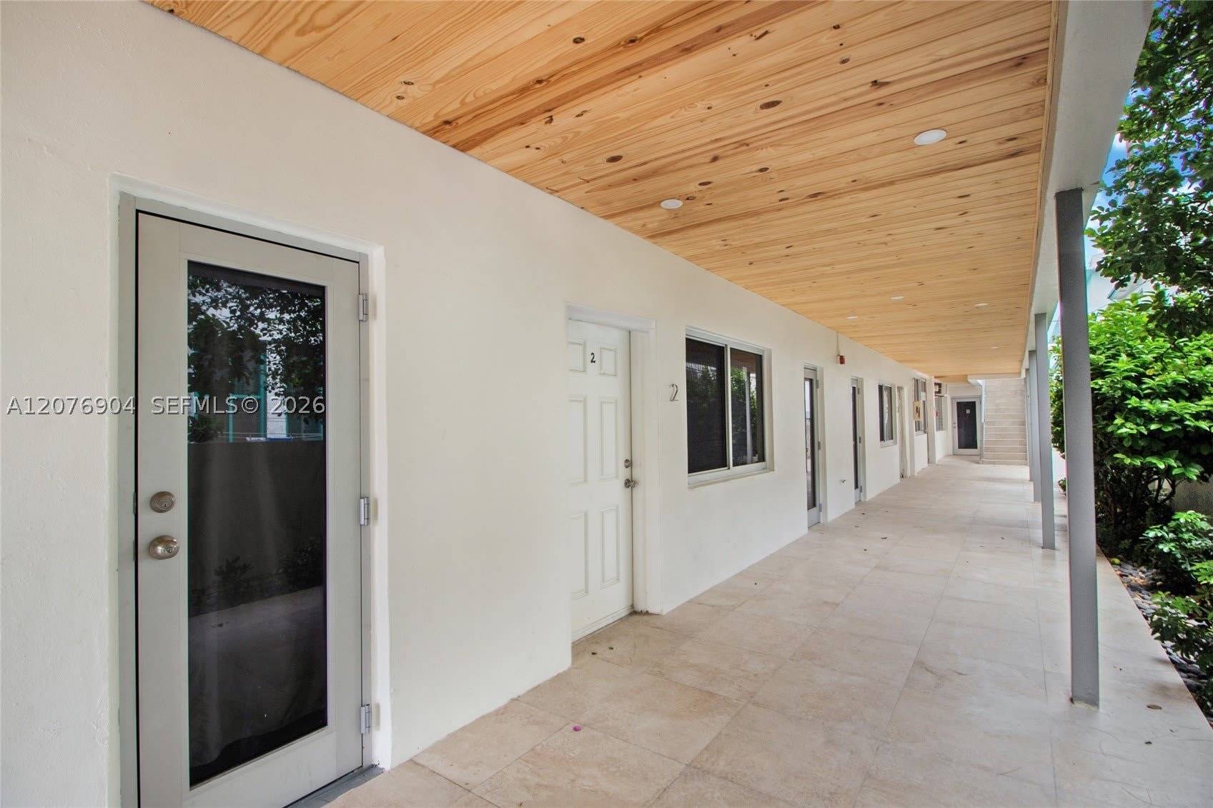 1011 Euclid Ave – photo 2