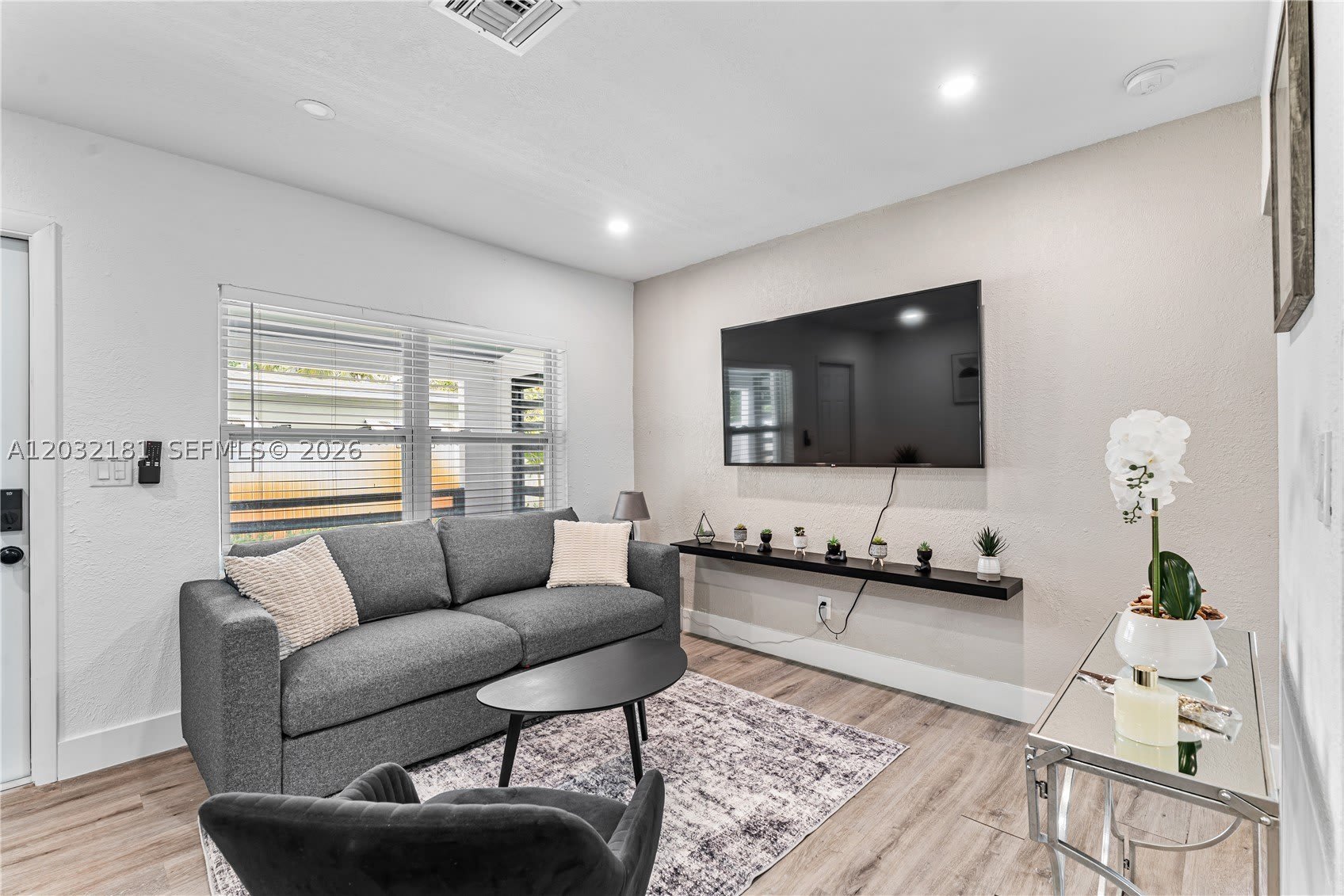 1521 NE 118th Ter – photo 5