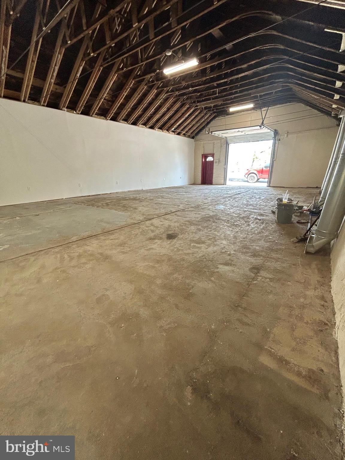 2305 MCELDERRY Street – photo 4