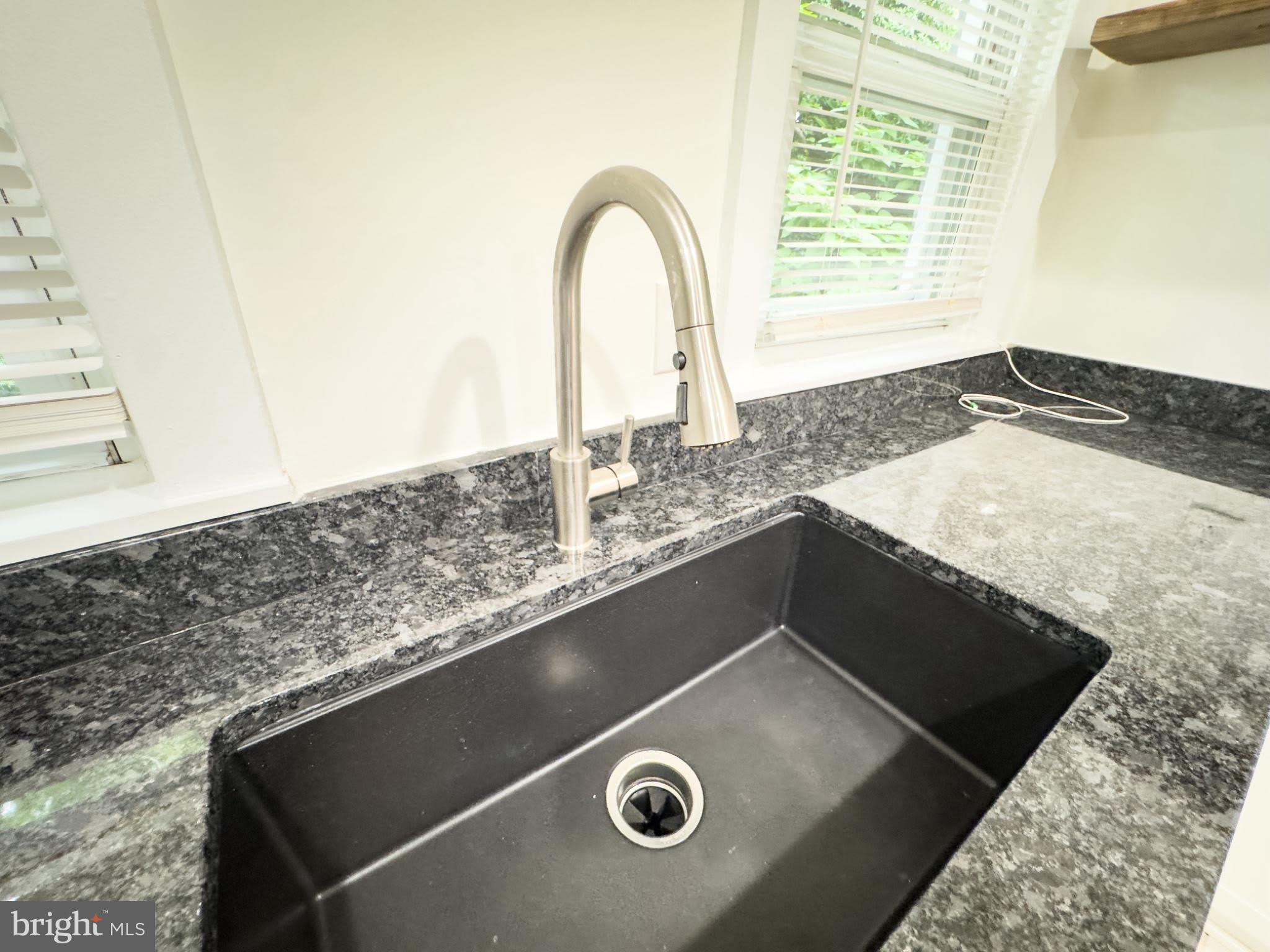 2807 4TH Street NE – photo 5