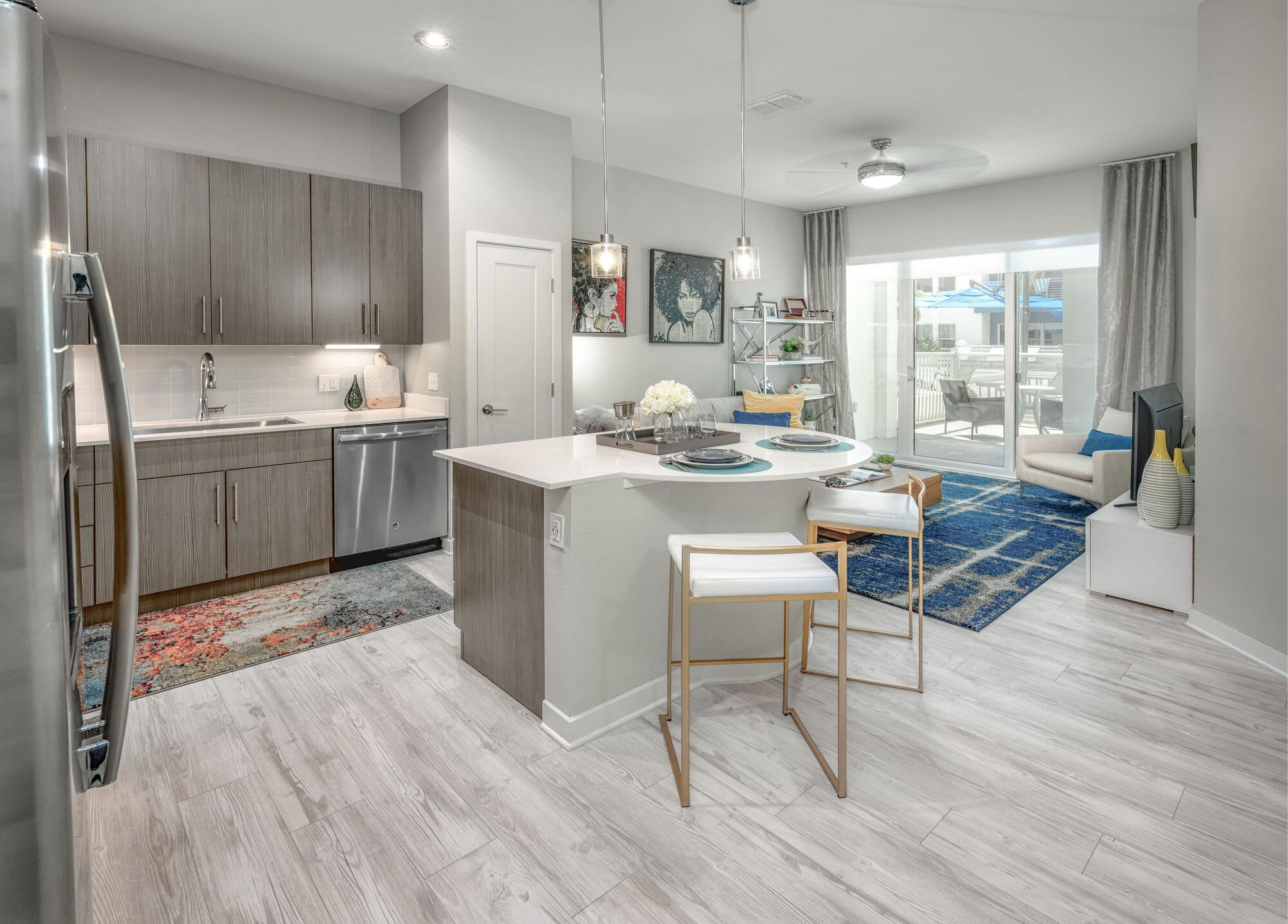 930 Central Flats – photo 3