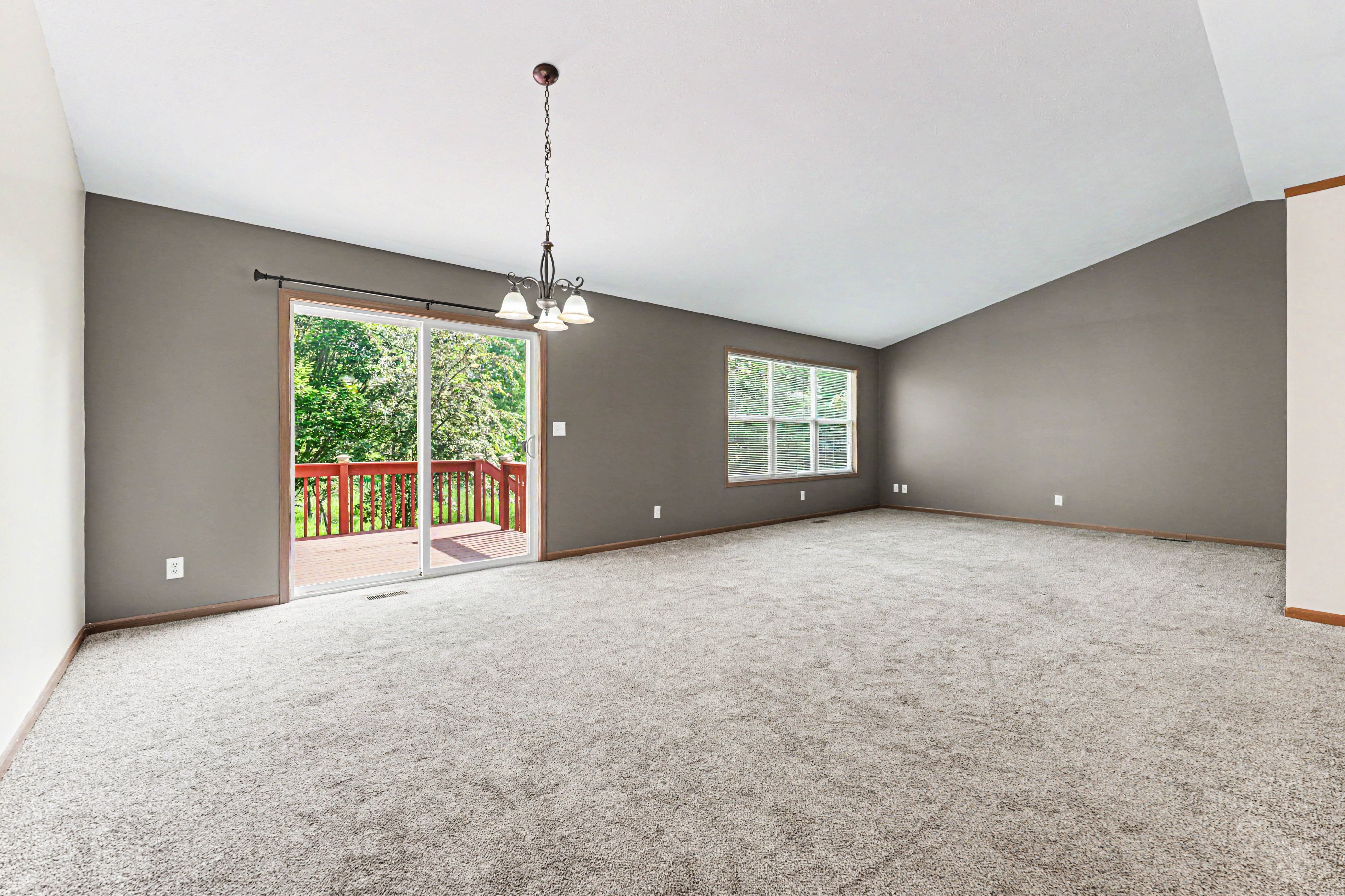 3822 Richmond St NW – photo 2
