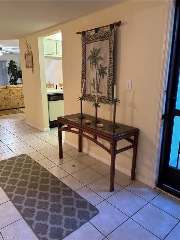 9285 Lake Park Dr – photo 4