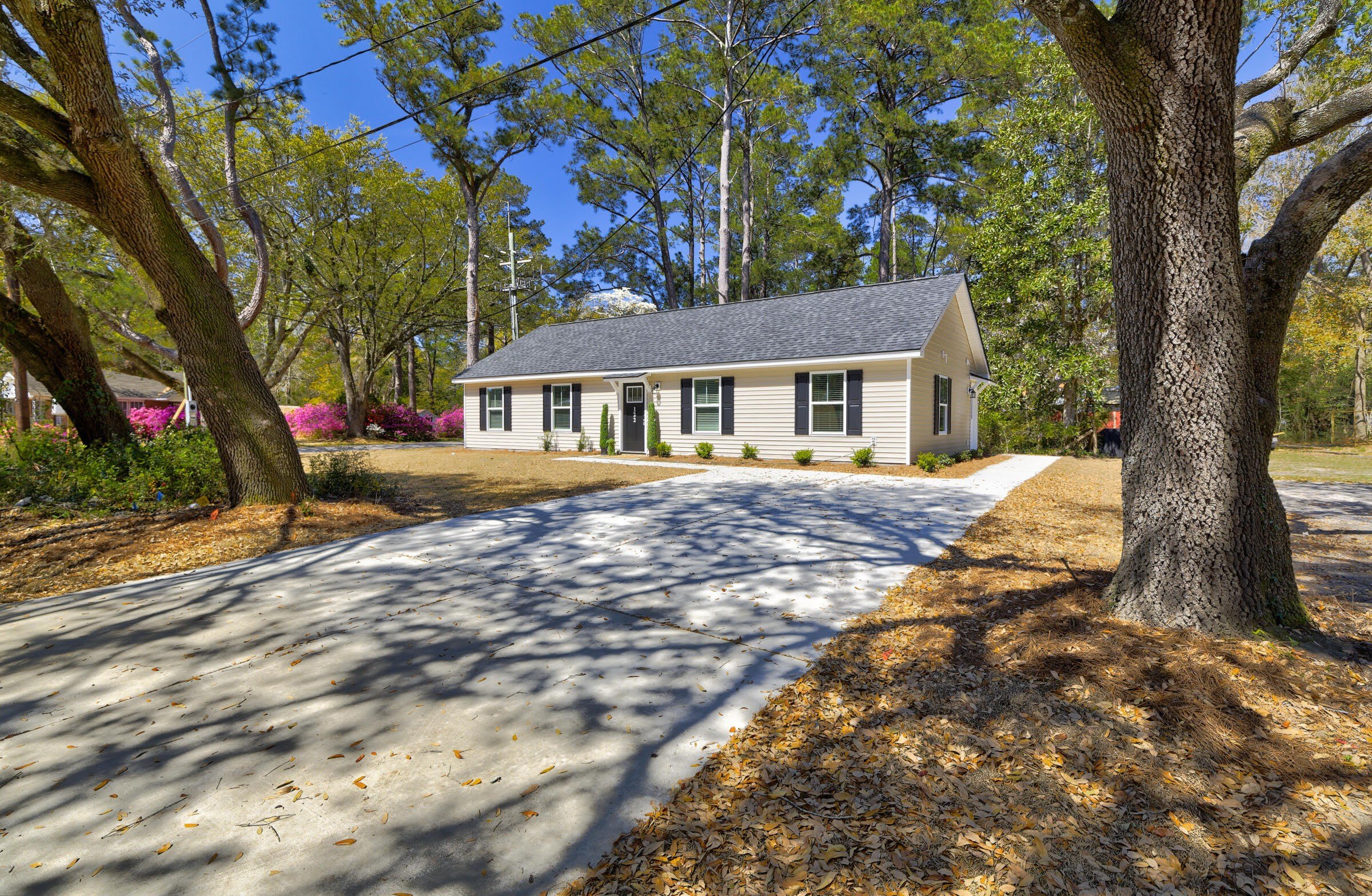 122 Thompson Street – photo 2