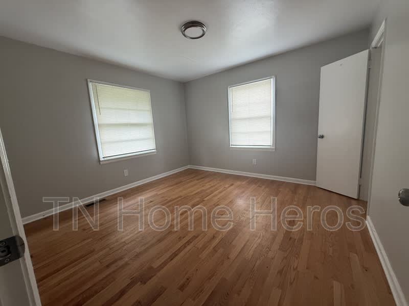 2810 Cecil Avenue – photo 5