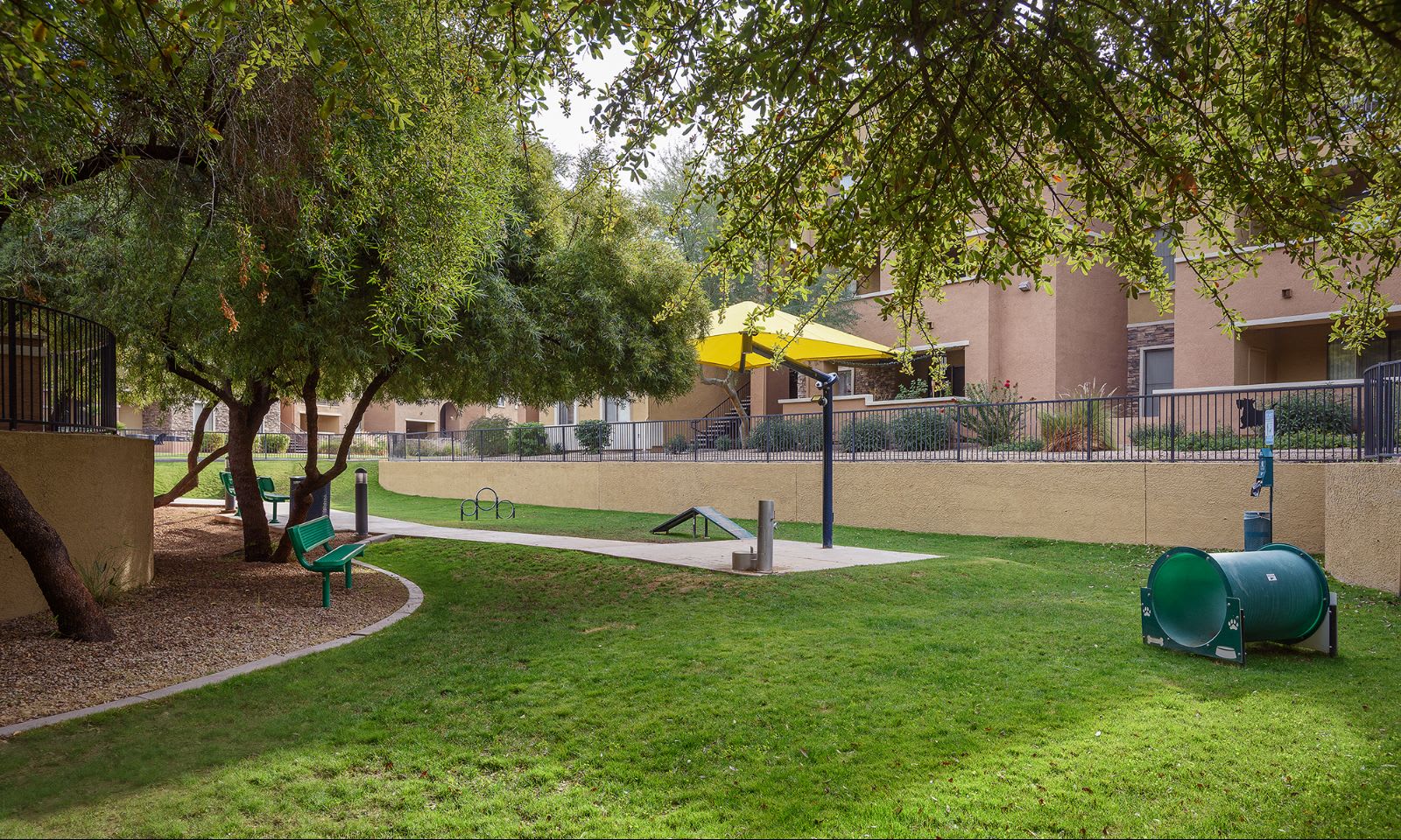 Stone Oaks Apartments by Mark-Taylor – photo 3