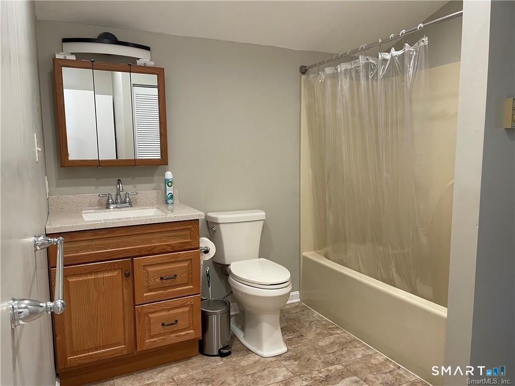 1594 N Broad Street – photo 5
