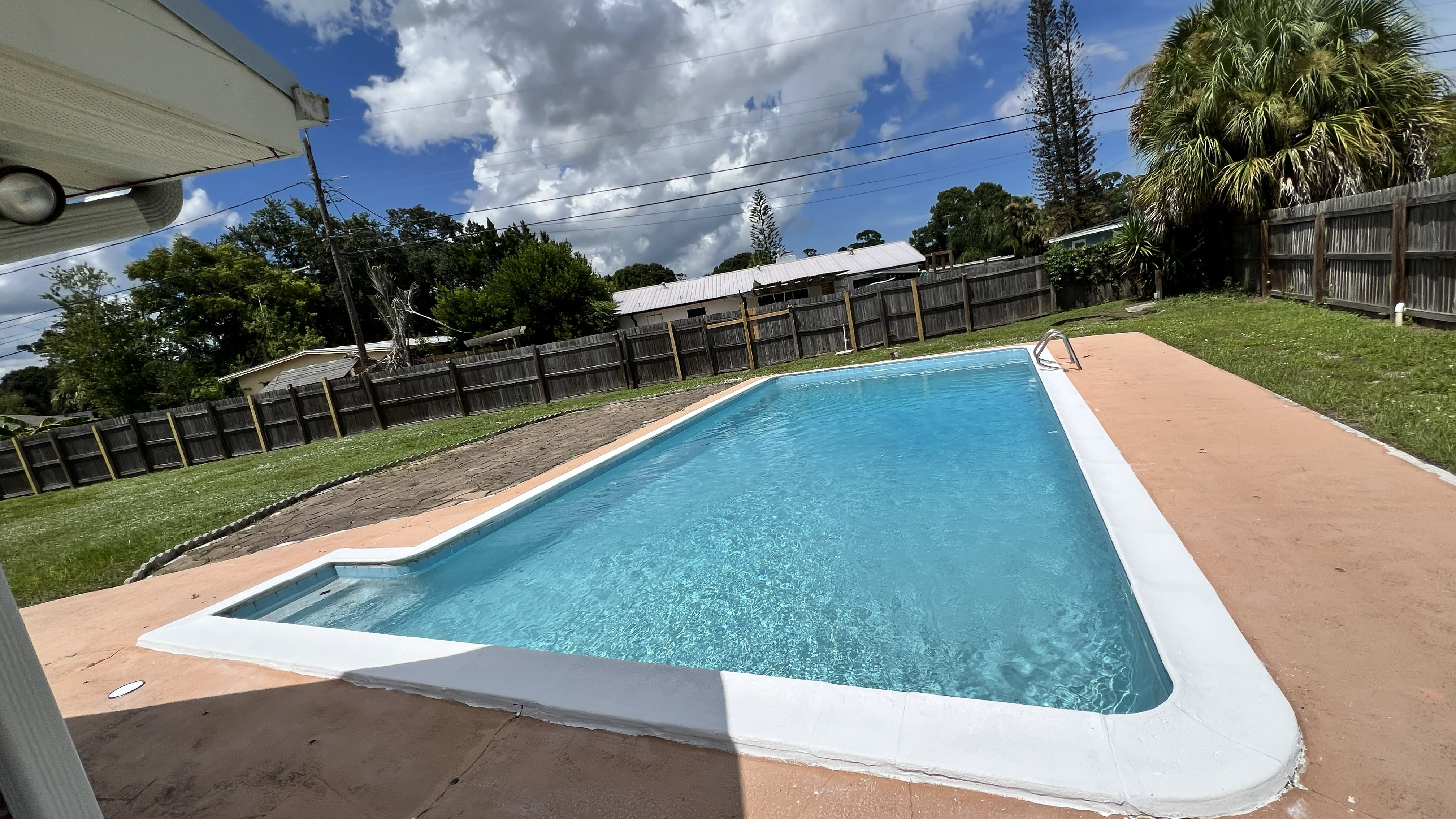7615 Northern Oak Street – photo 1